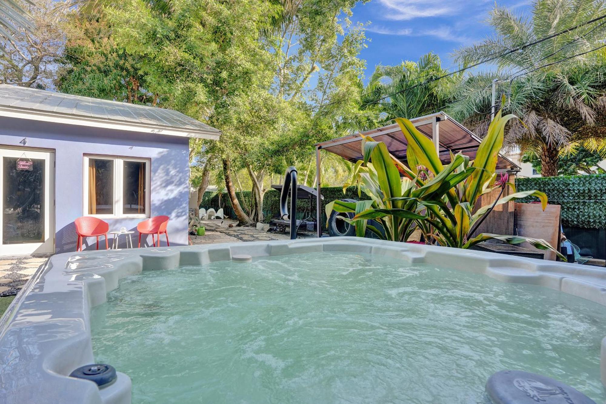 Kiki 3 - Men'S Clothing Optional Guest Houses Wilton Manors Екстериор снимка